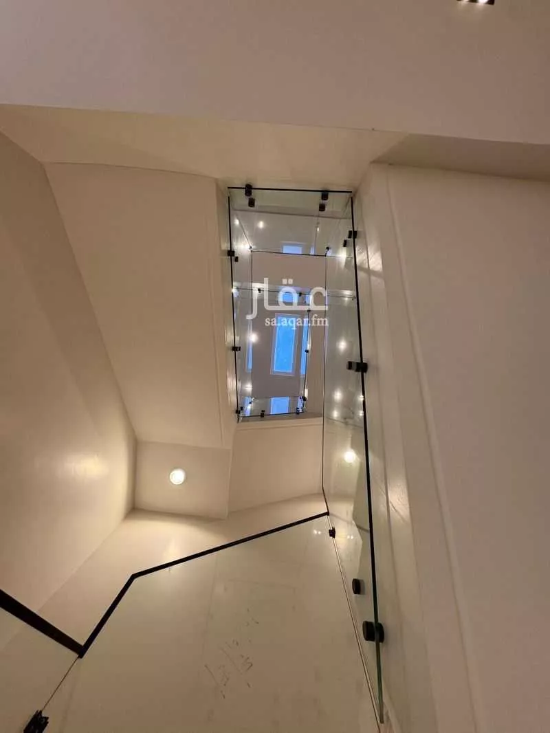 5 bedroom villa in Al Rimal 8