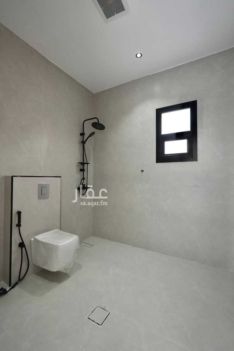 6 bedroom villa in Al Rimal 5