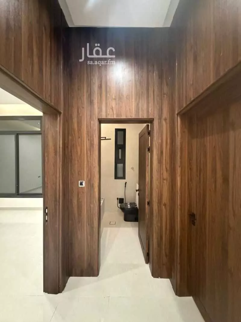 فيلا 5 غرف في العريجاء الغربية 11