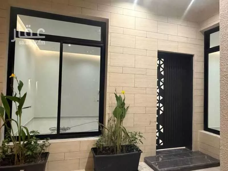 فيلا 5 غرف في العريجاء الغربية 13