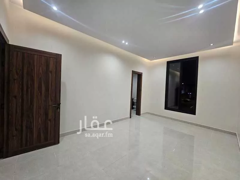 فيلا 5 غرف في العريجاء الغربية 6