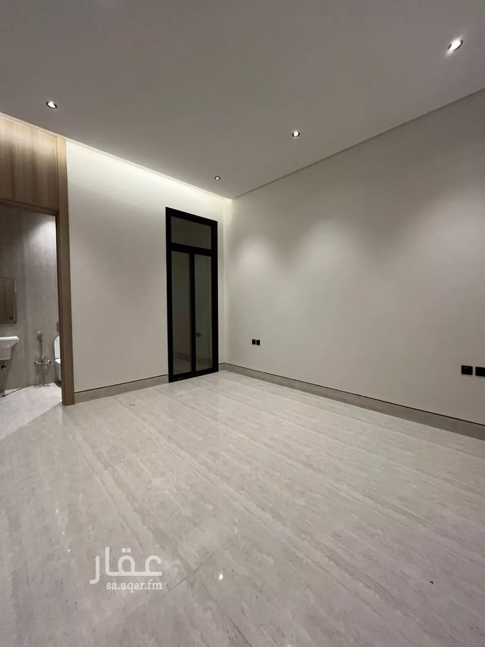 5 bedroom villa in Al Mahdiyyah 22
