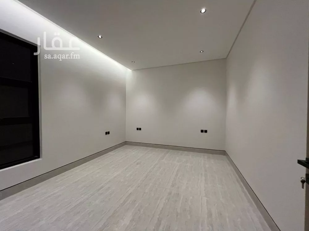5 bedroom villa in Al Mahdiyyah 26