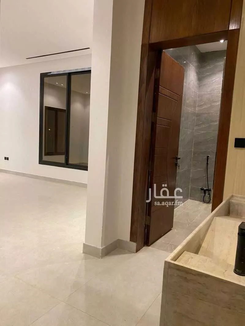 فيلا 6 غرف في الرمال 9