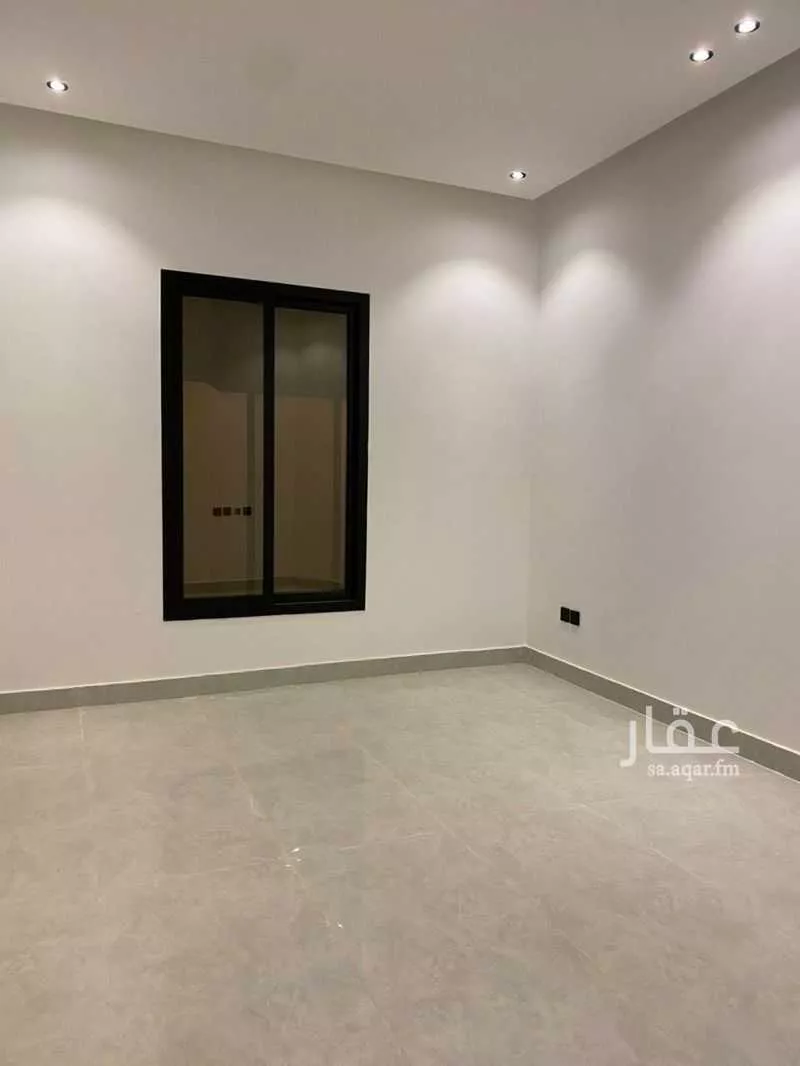 فيلا 6 غرف في الرمال 10