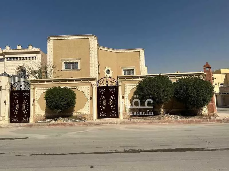 5 bedroom duplex in Al Marwa 4