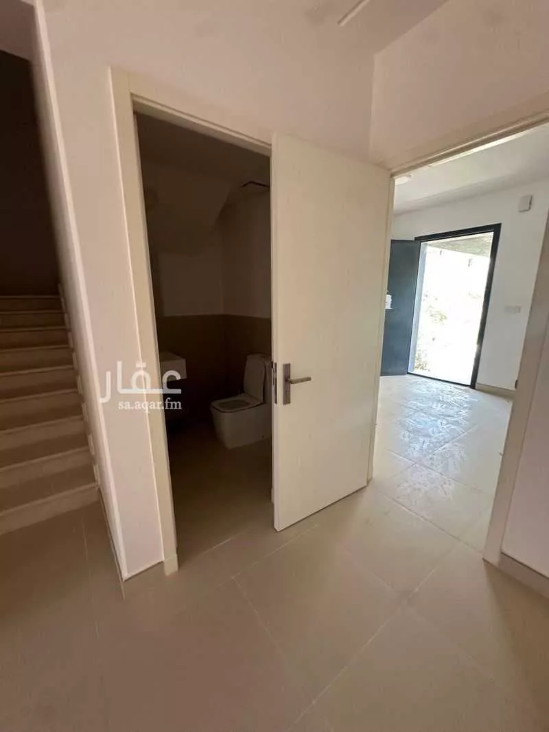 4 bedroom villa in Riyadh 4