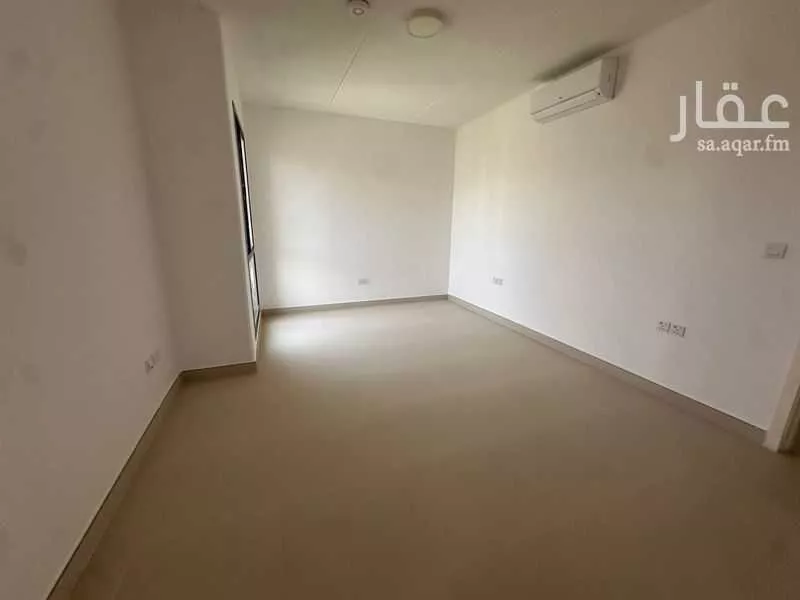 4 bedroom villa in Riyadh 6