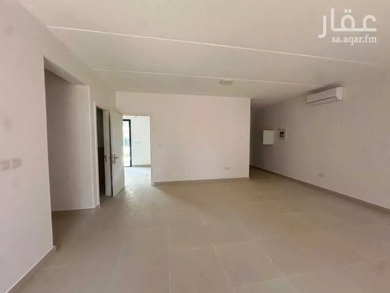 4 bedroom villa in Riyadh 7
