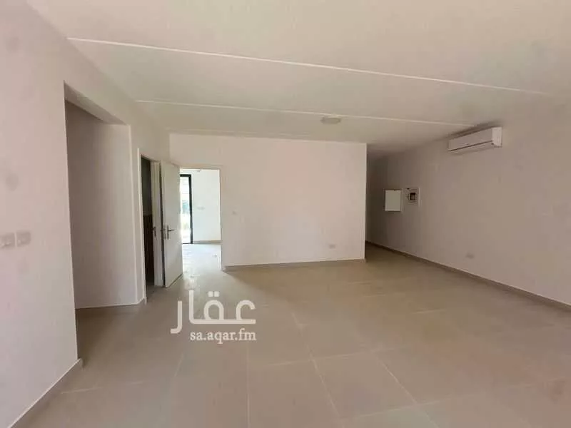 4 bedroom villa in Riyadh 9