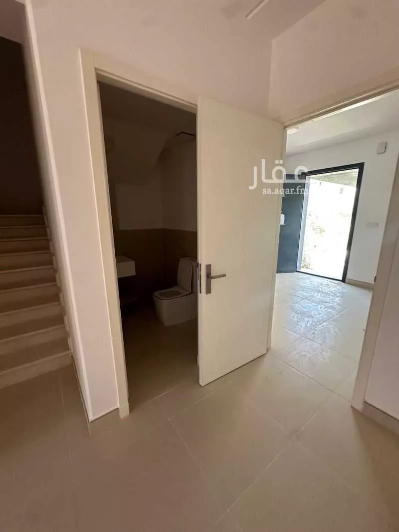 4 bedroom villa in Riyadh 10