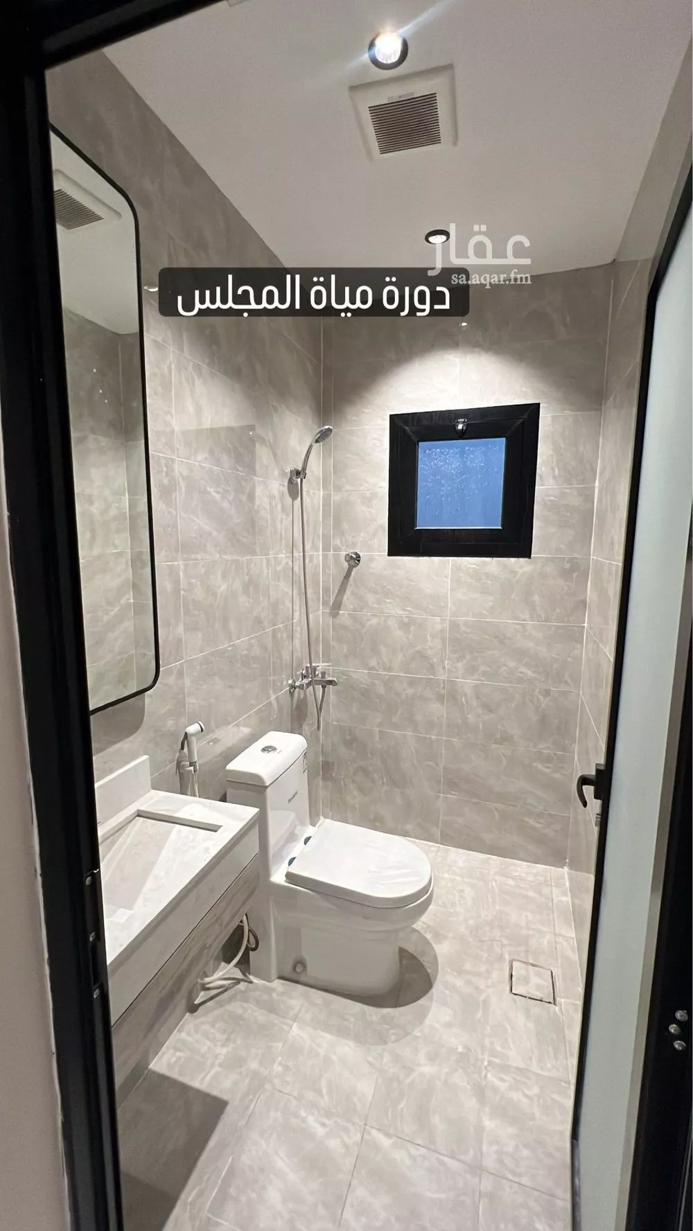 3 bedroom apartment in Al Fanar, Eastern Province 4