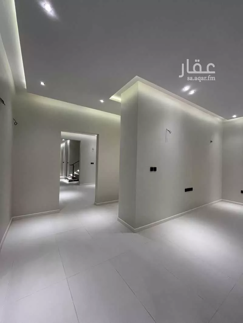 5 bedroom villa in Okaz 6