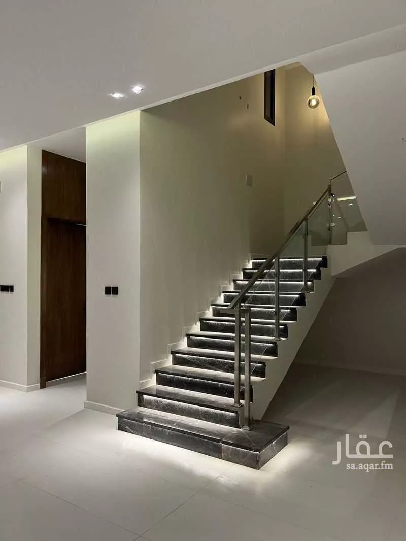 5 bedroom villa in Okaz 8
