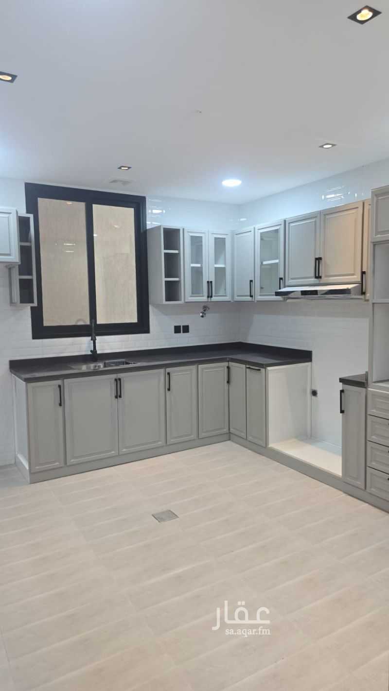 4 bedroom apartment in Dahiat King Fahd, Eastern Province 4