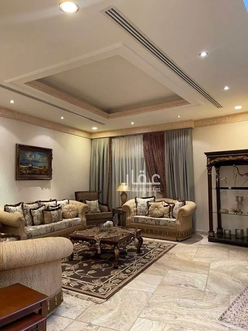 5 bedroom villa in Al Falah 4