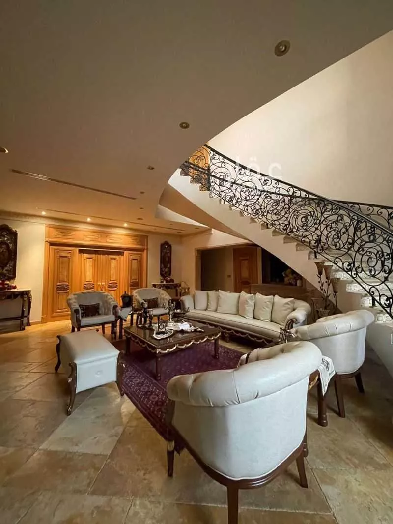 5 bedroom villa in Al Falah 8