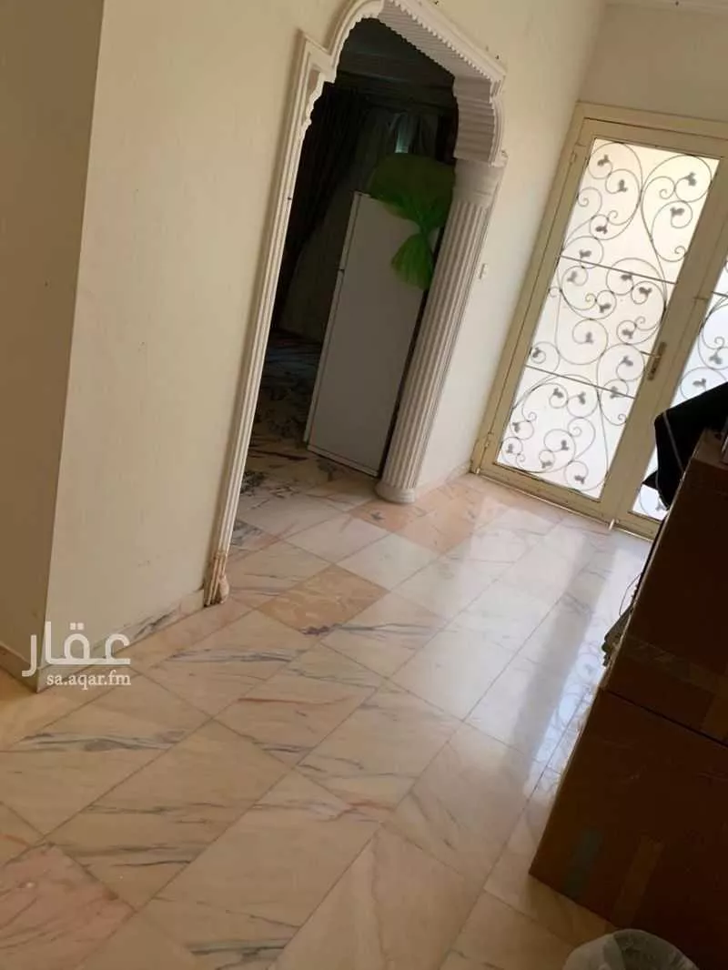 5 bedroom duplex in Al Wurud 3