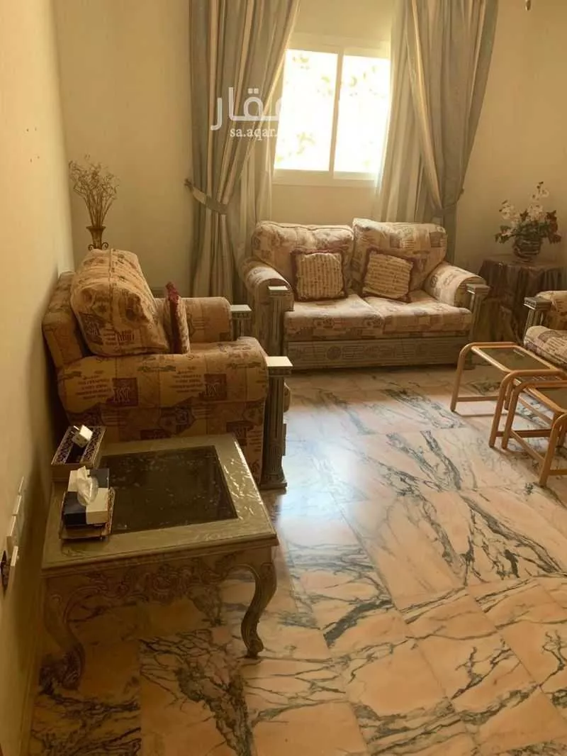 5 bedroom duplex in Al Wurud 6