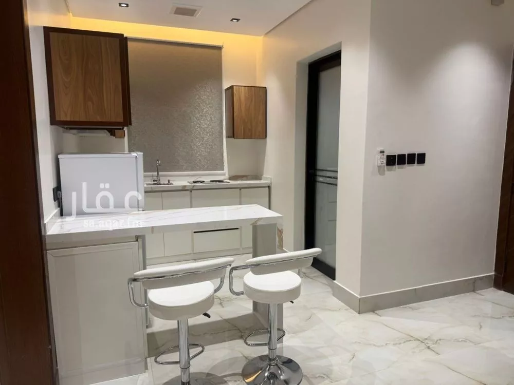 1 bedroom apartment in Dhahrat Laban 4