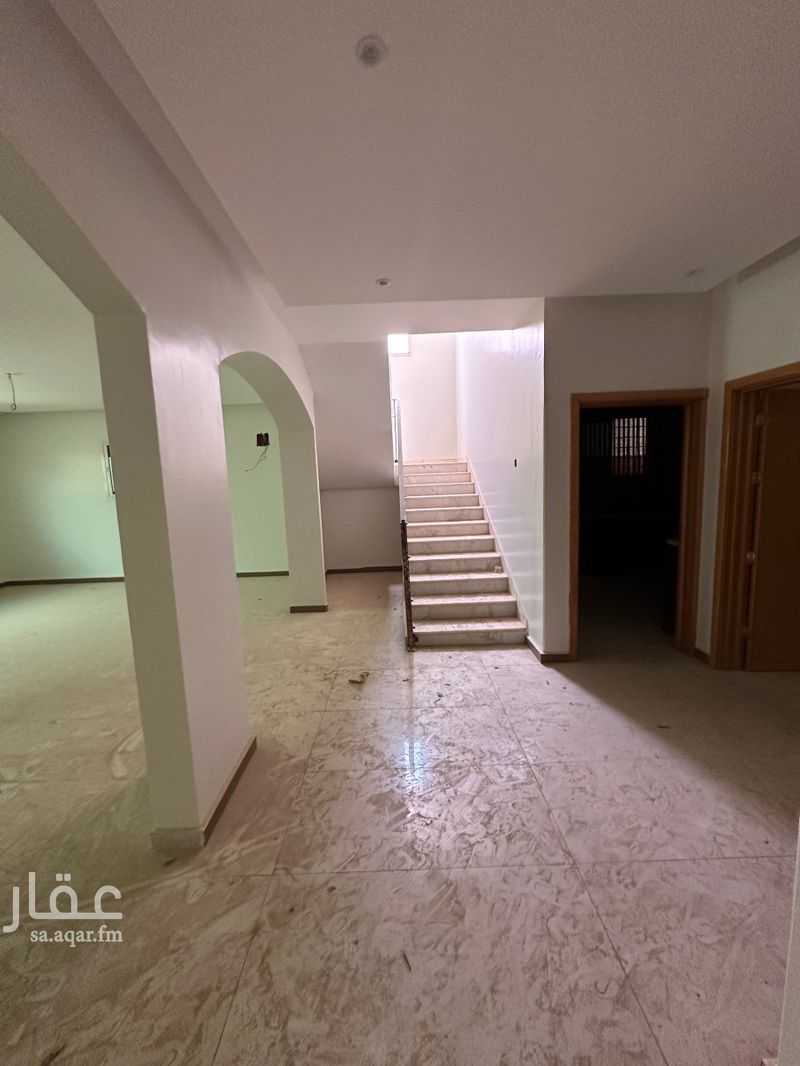 5 bedroom villa in At Taawon, Riyadh 5
