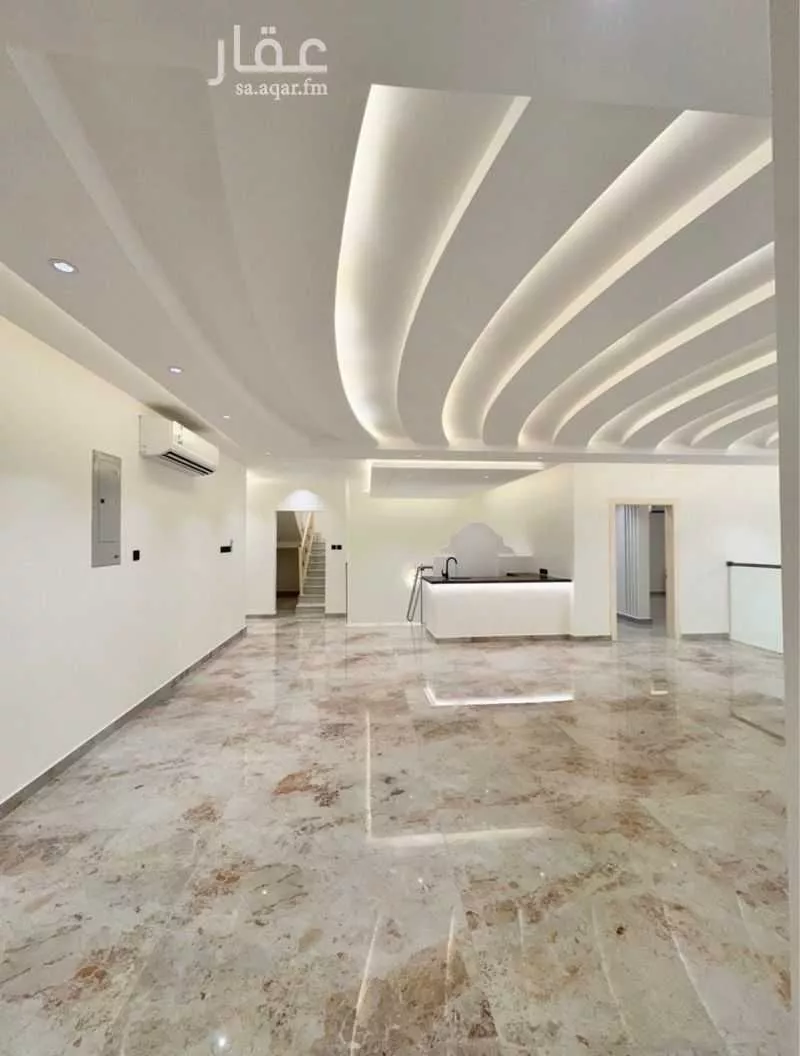 9 bedroom villa in Al Sahafah 8