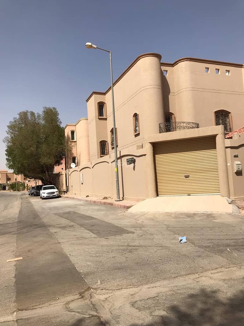 4 bedroom villa in Al Nakheel, Riyadh 11