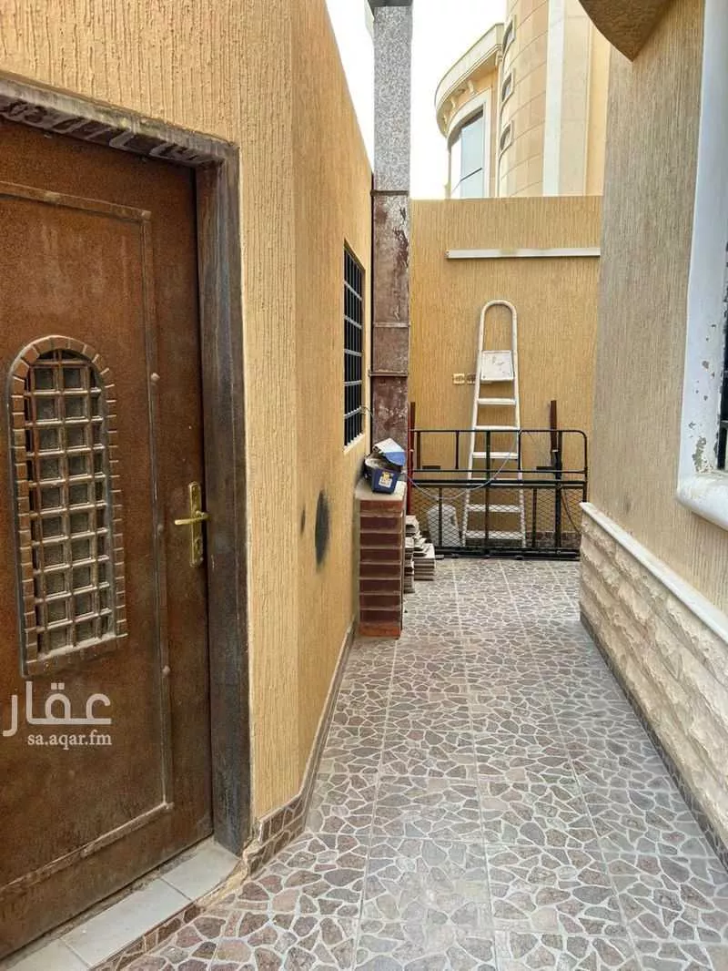 فيلا 6 غرف في الملقا 7