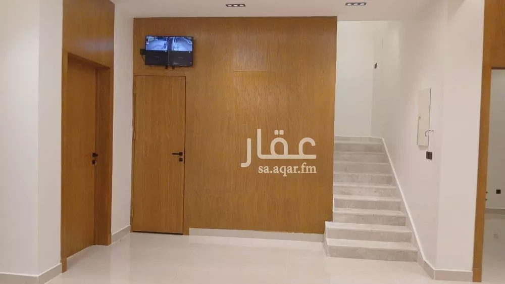 دوبلكس 5 غرف في العريجاء الغربية 7