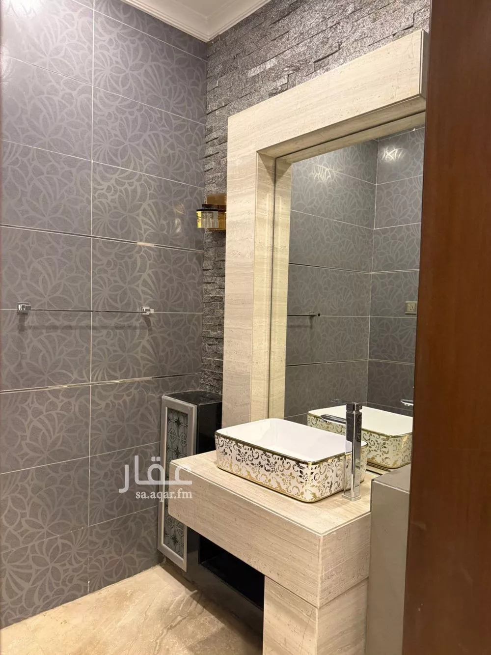 5 bedroom villa in Al Rabie 14