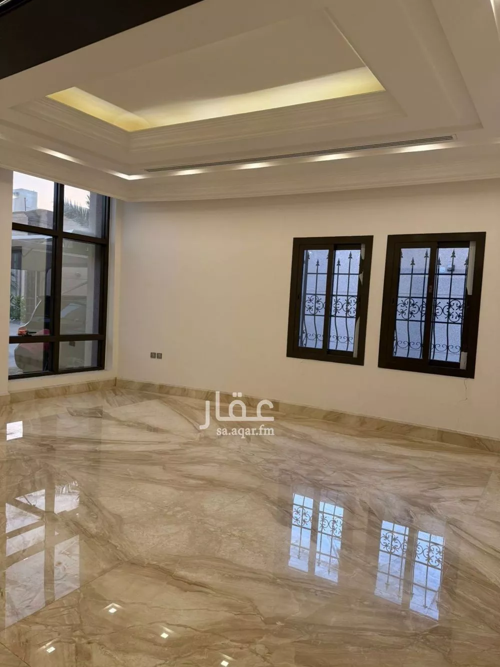 5 bedroom villa in Al Rabie 17