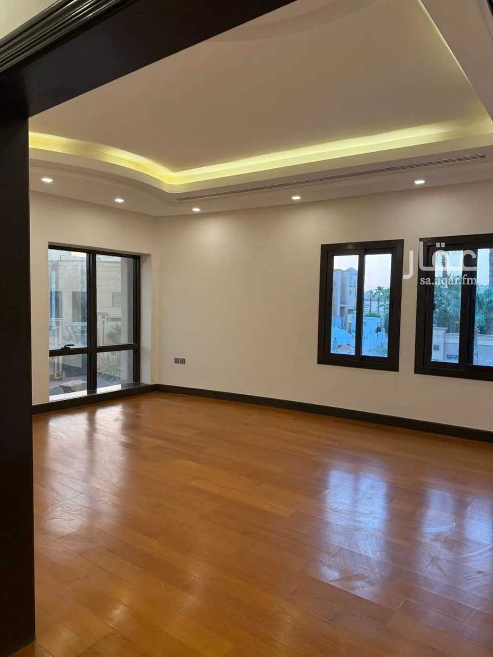 5 bedroom villa in Al Rabie 28