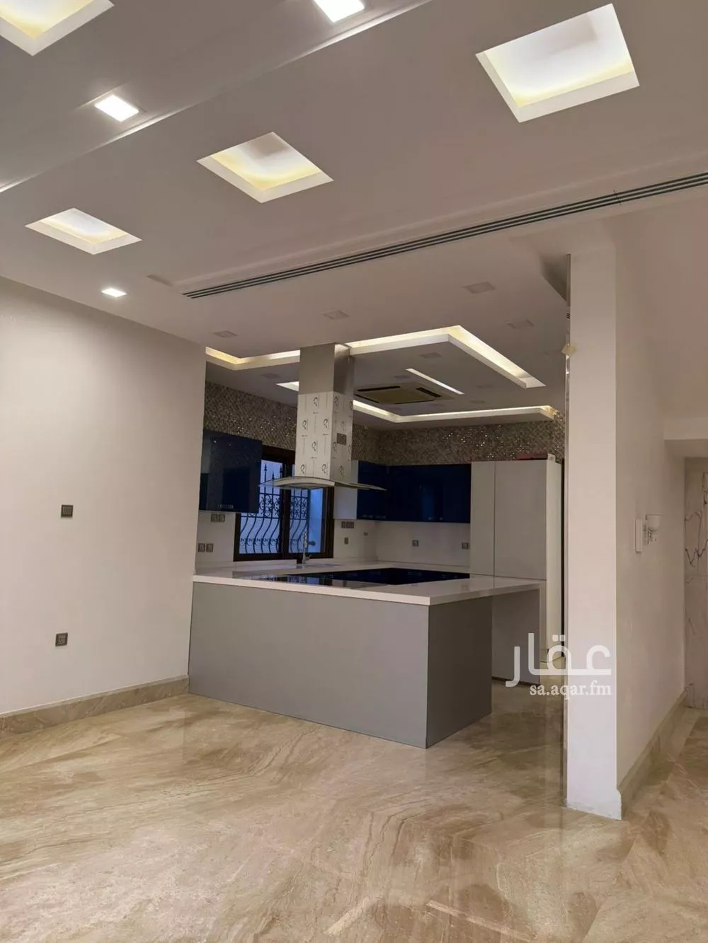 5 bedroom villa in Al Rabie 9