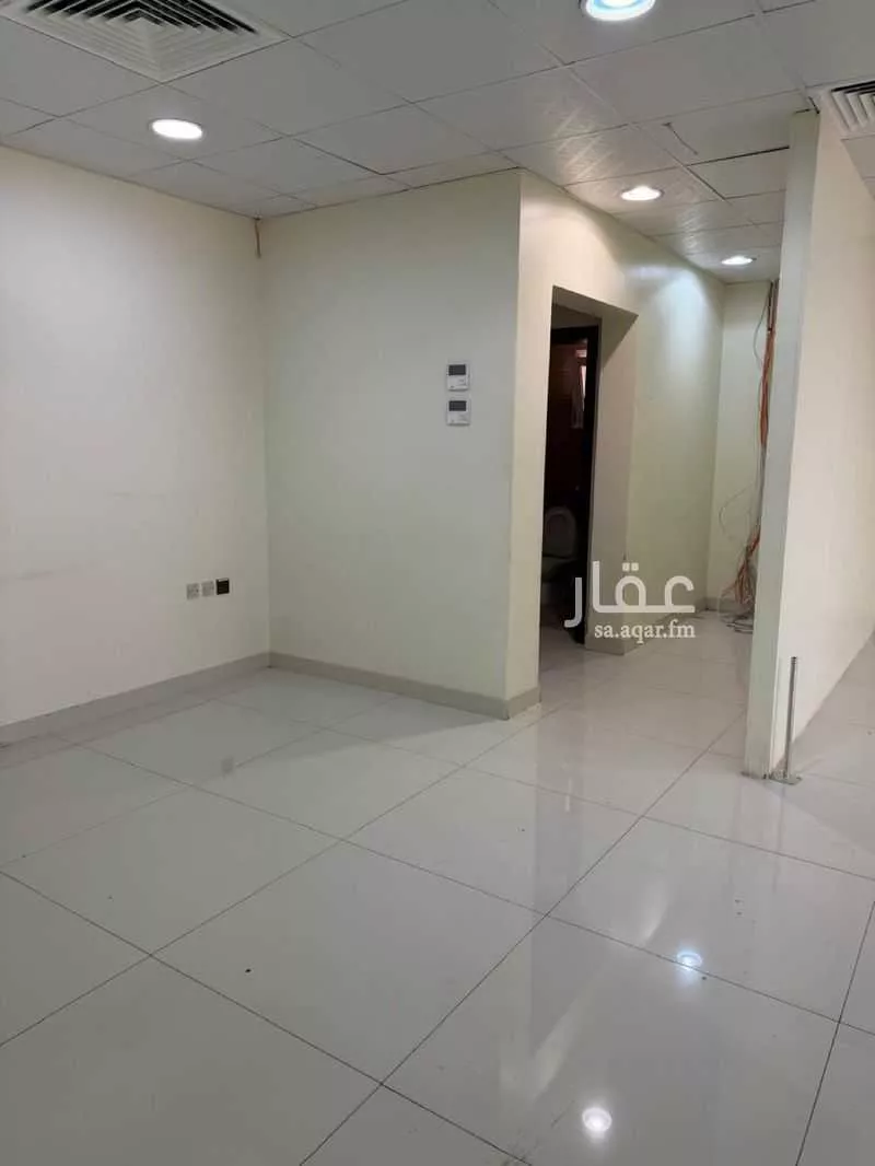 3 bedroom office in Al Yarmouk, Riyadh 2