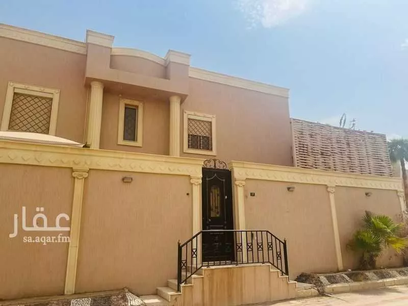 5 bedroom villa in Al Nakheel 2