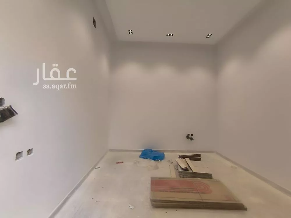 5 bedroom apartment in Tuwaiq 12