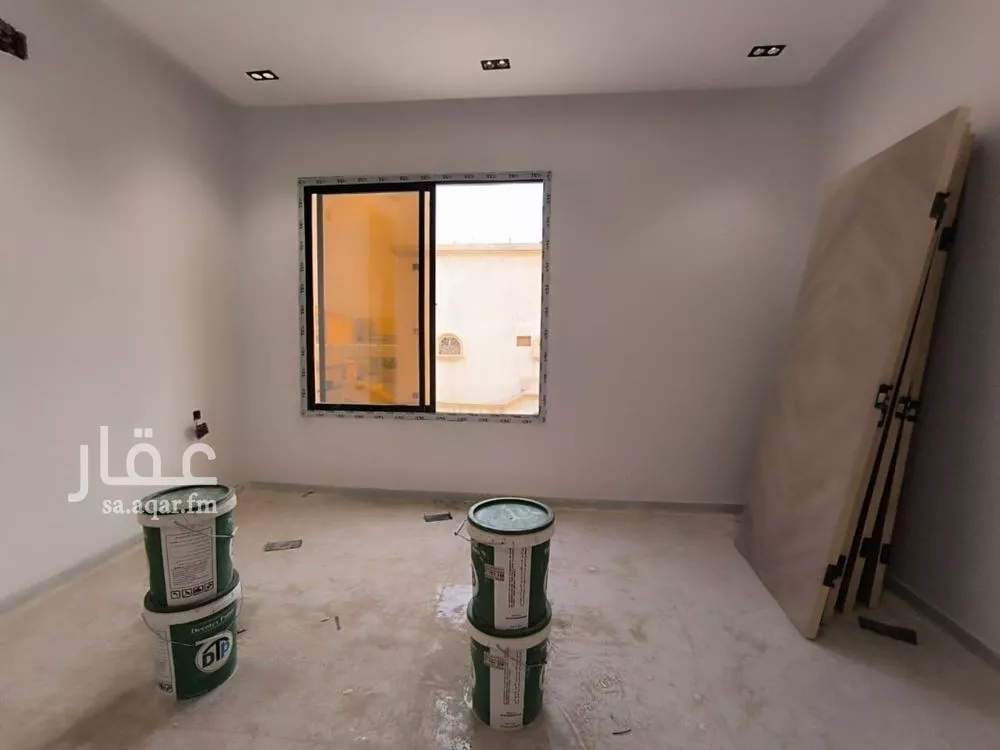 5 bedroom apartment in Tuwaiq 8