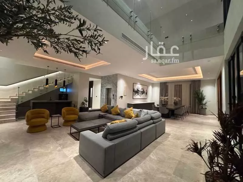 7 bedroom villa in Al Malqa 15