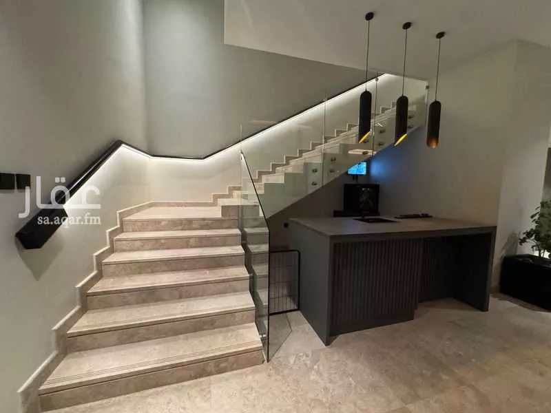7 bedroom villa in Al Malqa 20
