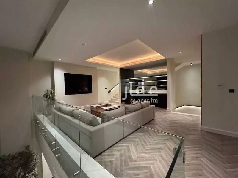 7 bedroom villa in Al Malqa 30