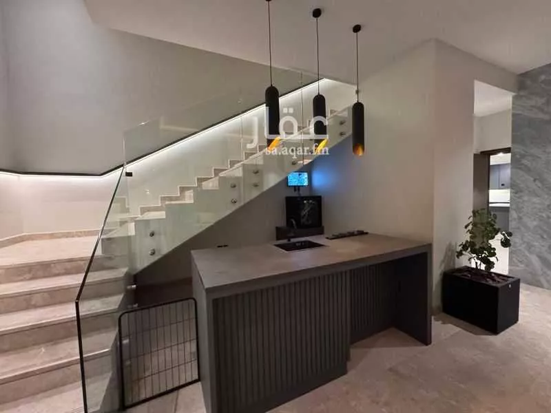 7 bedroom villa in Al Malqa 9