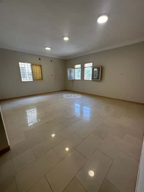 7 bedroom villa in Az Zuhur, Eastern Province 8