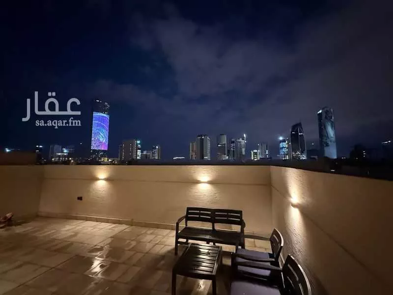 فيلا 5 غرف في العقيق 22