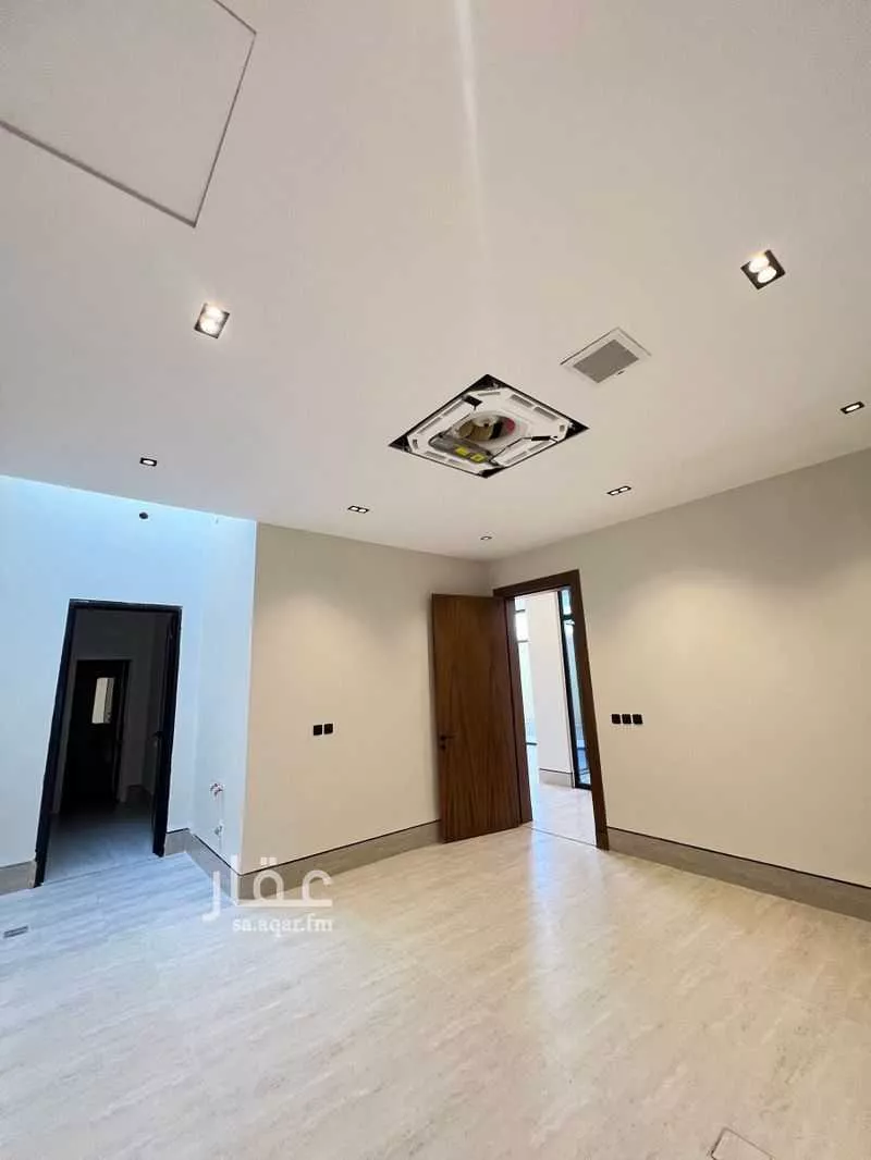 5 bedroom villa in Al Narjis 8