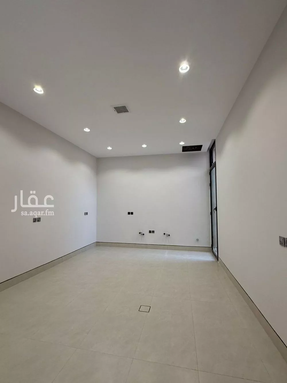 فيلا 6 غرف في المهدية 4