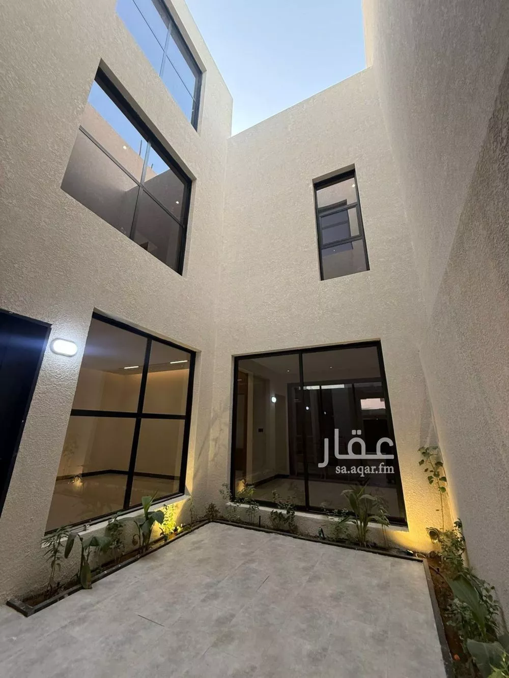 6 bedroom villa in Al Mahdiyyah 3