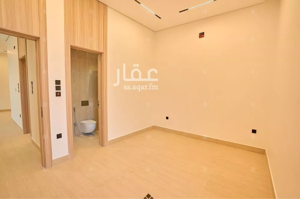 4 bedroom villa in Al Mahdiyyah 12