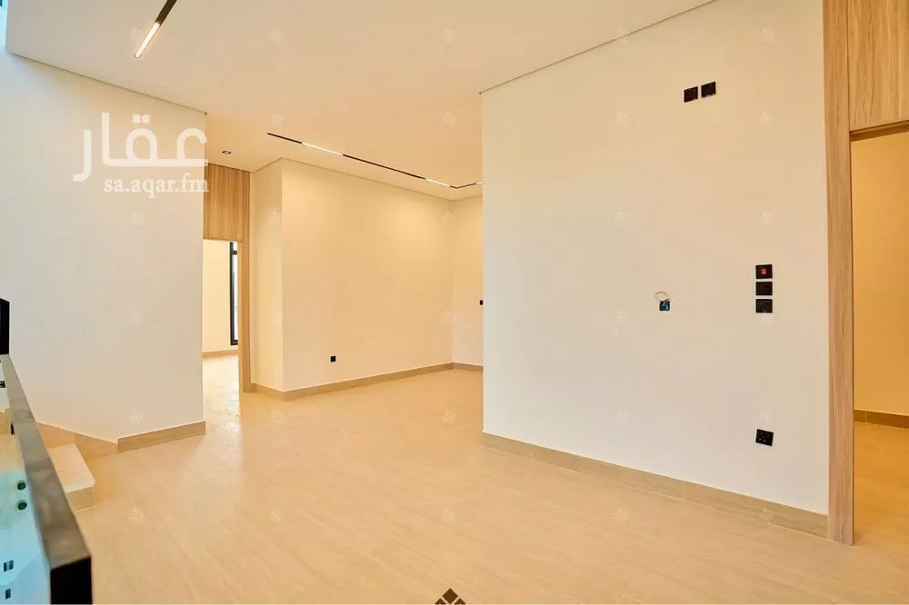 4 bedroom villa in Al Mahdiyyah 25