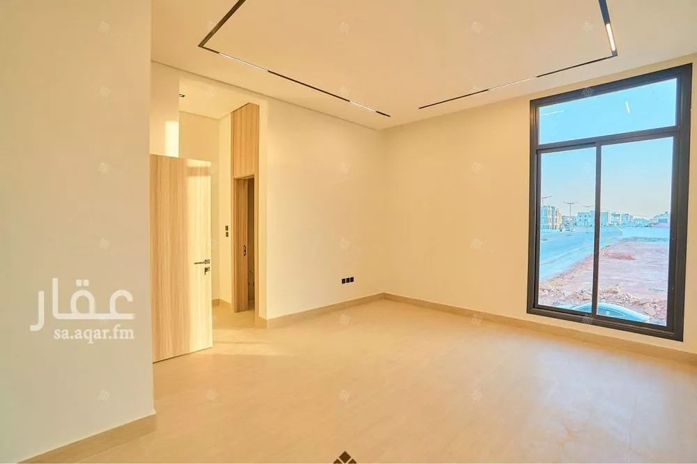 4 bedroom villa in Al Mahdiyyah 4