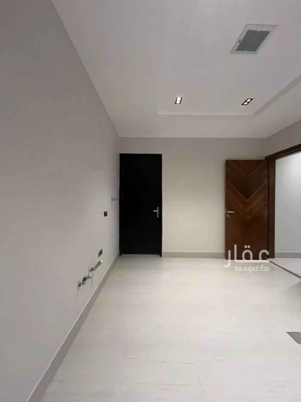 5 bedroom villa in Al Mahdiyyah 22